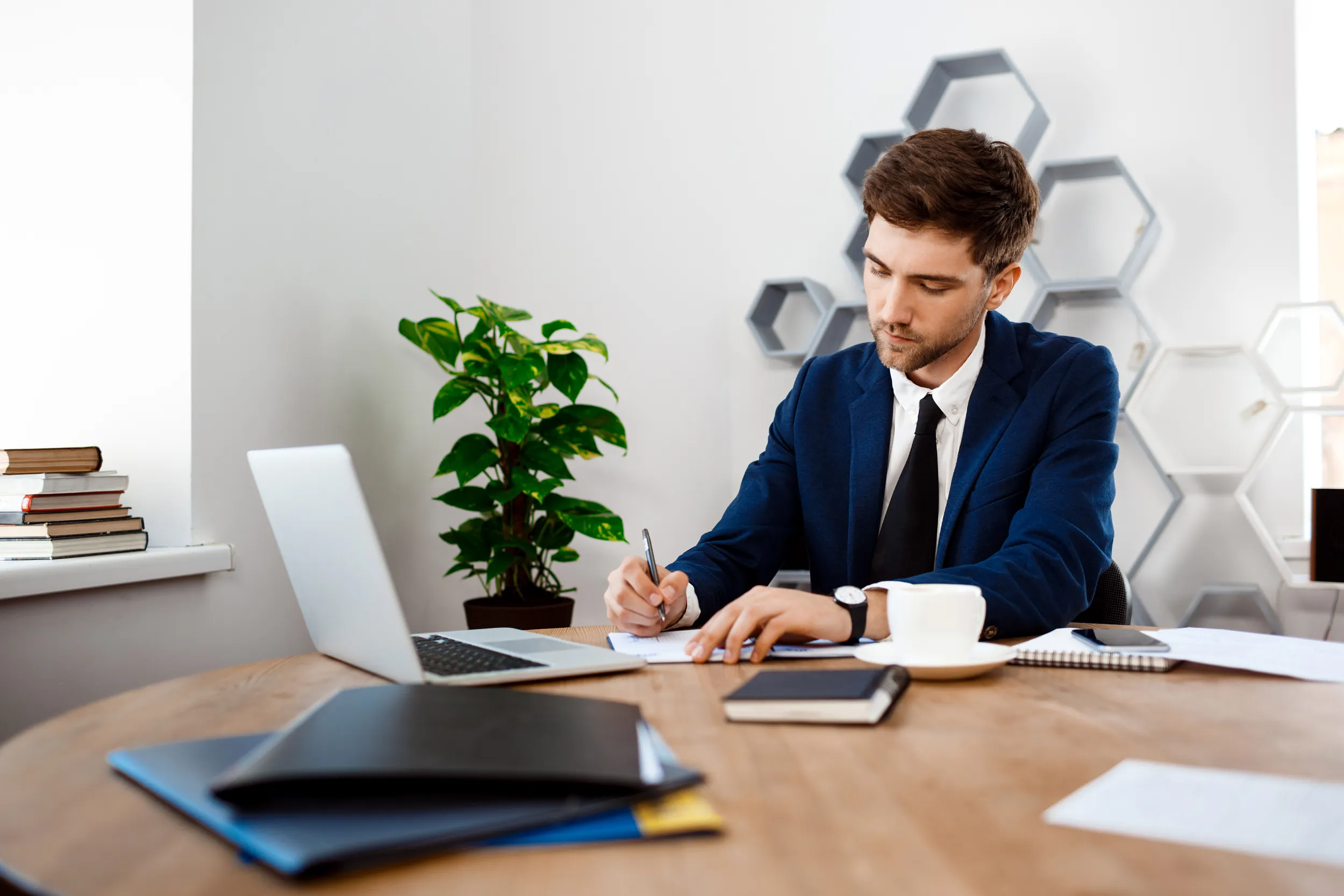 VAT IN THE MIDDLE EAST, WITHOUT THE HEADACHE: UAE & GCC GUIDE